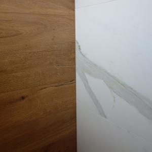 МРАМОР И ДЪРВО