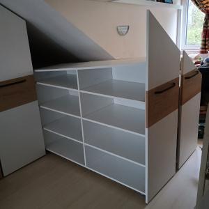 Мебели по поръчка и Дърводелски услуги