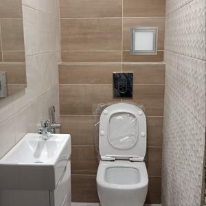 IMG-5937d20ef815ed105a89b836e358ac91-V