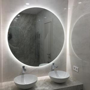 Окачени мивки + смесители Гройе