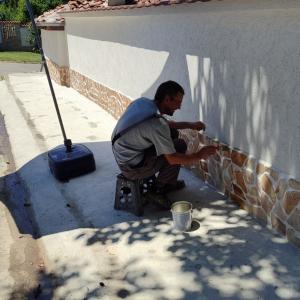 IMG-f11237e81a99367181cf5fa834eb10e7-V