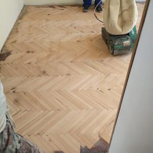 Възстановяване на естествен паркет