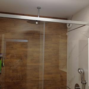 IMG-a2bfa17791b97d2bc378f5b8a8928d36-V