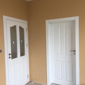 Интериорни врати