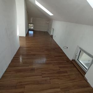 Мансарден коридор