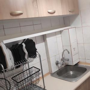 Ремонт на плочки и монтаж на кухня