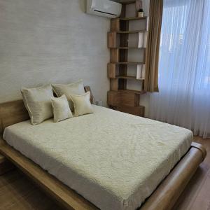 Секция за книги по желание на клиента.