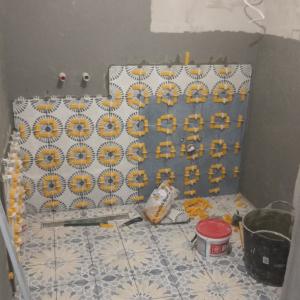 Плочки по стени