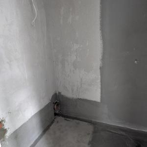 Подова замазка, мазилки по стени и хирдоизолация след къртене