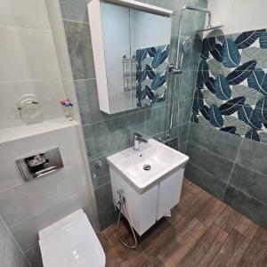 IMG-a069fe3ec6d419baff46deba7357af36-V