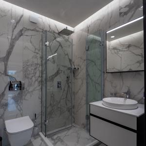 banq2_0003_Background