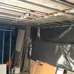 Гараж направен на офис