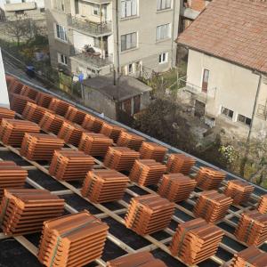 IMG-93c2e342aa708c52b9b68edafda8d9f8-V