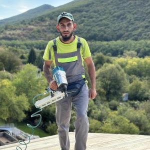 IMG-e4bb9c00d923c02ce061be93463ebe83-V