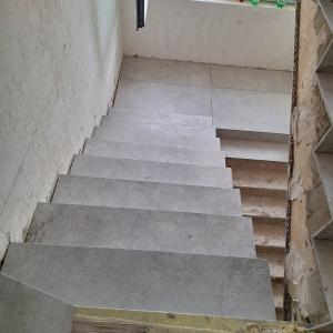 Процес на стълбище РИМ-ОНТ (ООД)