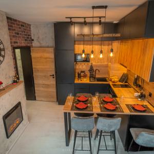 кухненски бокс с трапезария