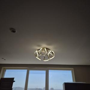 IMG-a4bf5d112689e2e316d6fe64d31b1ec0-V
