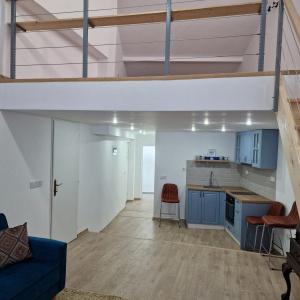 07-after-kitchen-loft.BQ6JAqT5